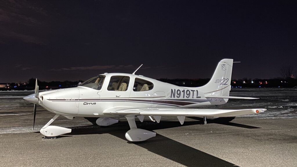 Cirrus SR22 G1 N919TL